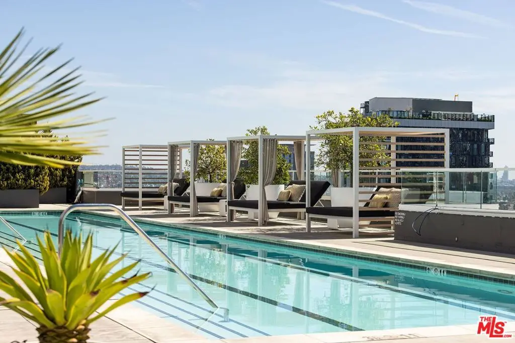 Condominium for sale at 6250 Hollywood Boulevard 6K, Los Angeles, CA featuring 2 beds and 2 baths