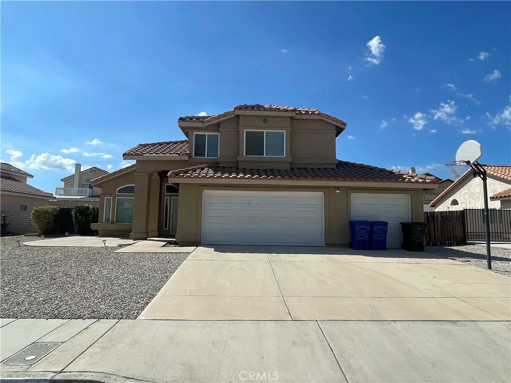 13047 Santa Maria, Victorville, CA — listing photo 1