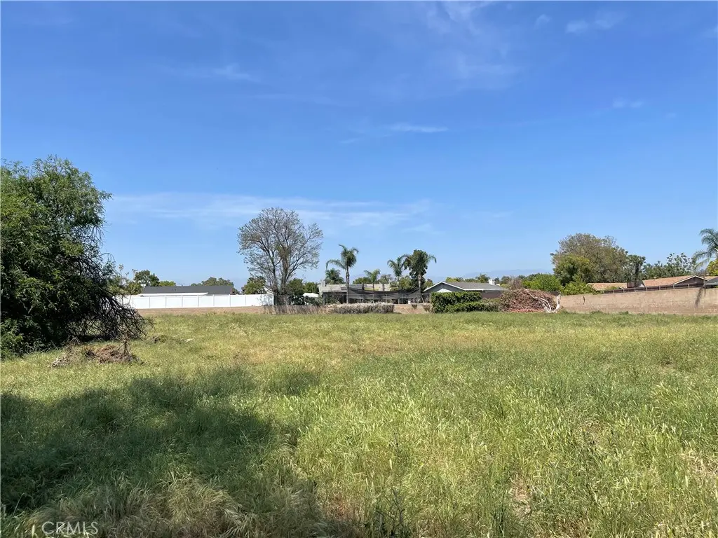 711 Meridian, Colton, CA — listing photo 1