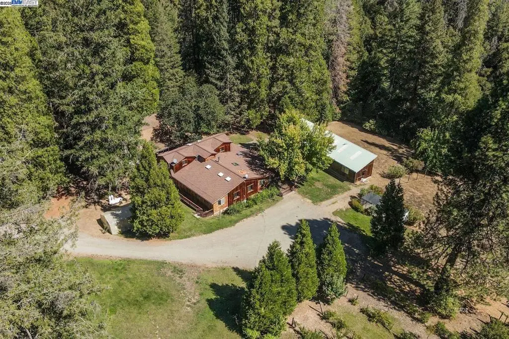 4481 Rush Creek Rd, Lewiston, CA — listing photo 1