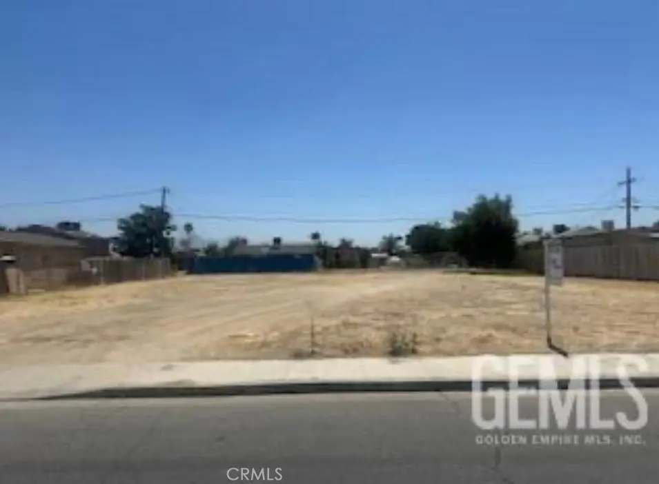 225 S Owens Street, Bakersfield, CA — listing photo 1