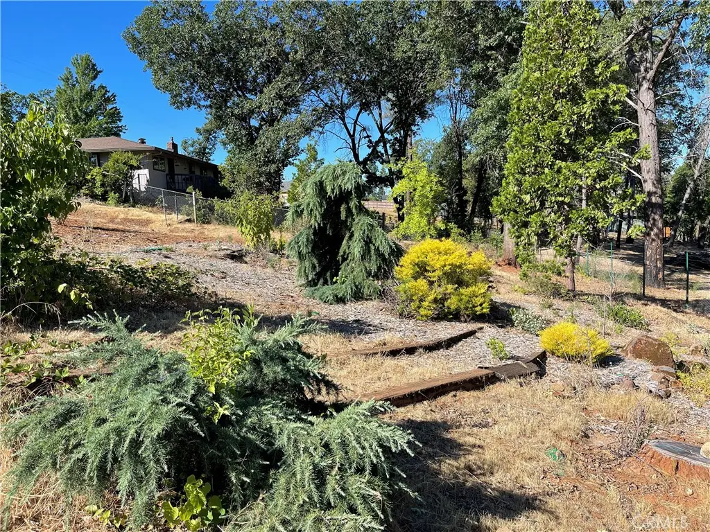 237 Redbud, Paradise, CA — listing photo 1