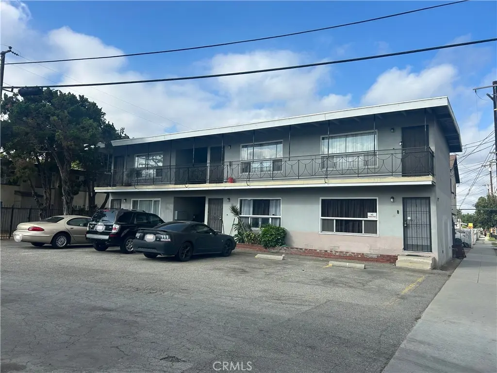 Mixed Use for sale at 12 W Pleasant, Long Beach, CA