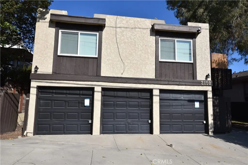 Condominium for sale at 2150 Ohio E, Signal Hill, CA featuring 1 bed and 1 bath