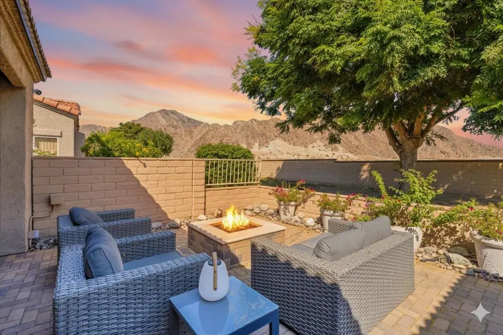 Residential Lease for rent at 48137 Vista Cielo, La Quinta, Riverside County, CA featuring 3 beds and 3 baths