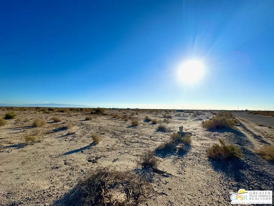 2212 Palm Manor Avenue, Thermal, CA — listing photo 1