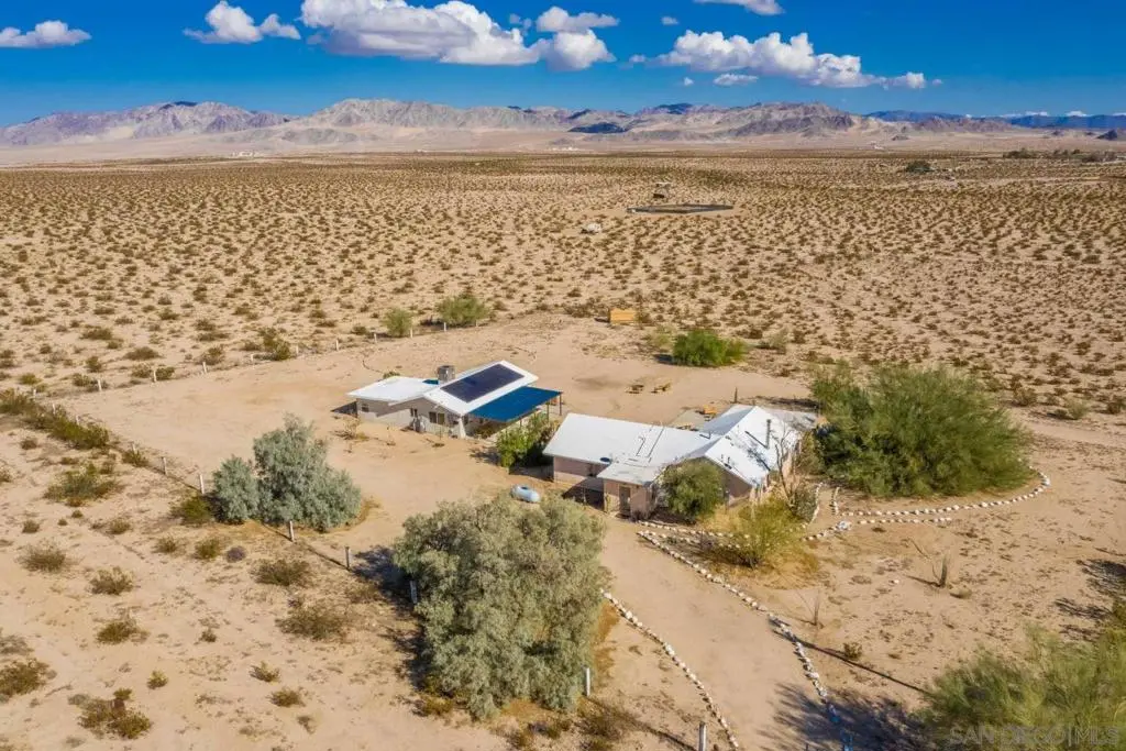 69886 Warren Ln, 29 Palms, CA — listing photo 1