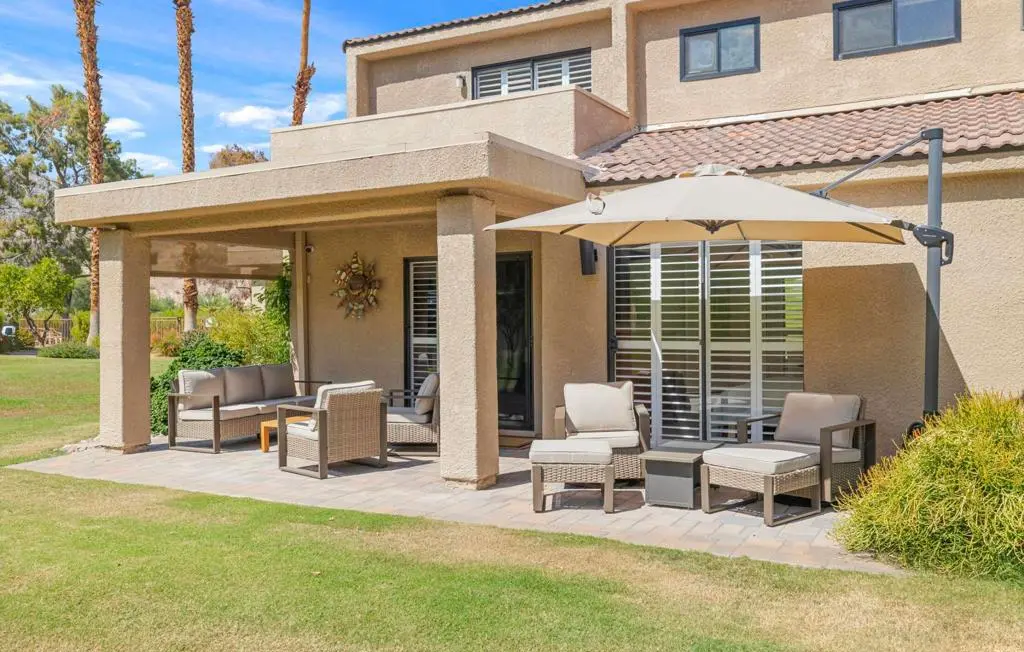Residential Lease for rent at 72499 Desert Flower Drive, Palm Desert, Riverside County, CA featuring 3 beds and 2 baths