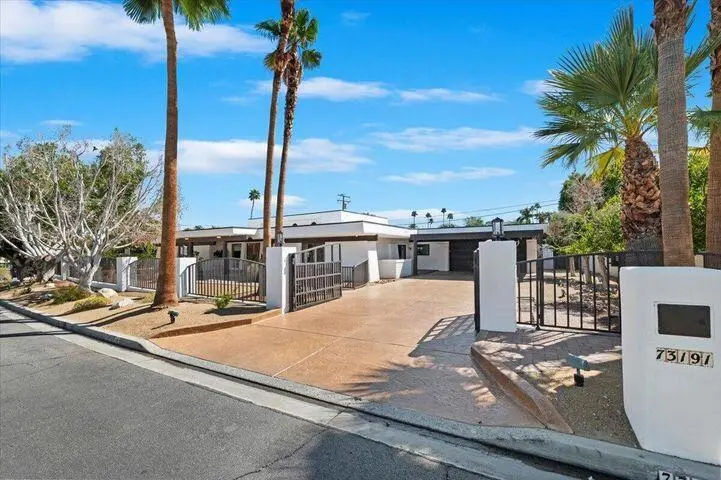 Residential Lease for rent at 73191 Shadow Mountain Drive, Palm Desert, Riverside County, CA featuring 5 beds and 5 baths