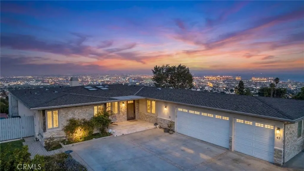 Single Family Residence for sale at 43 Avenida Corona, Rancho Palos Verdes, CA featuring 5 beds and 4 baths