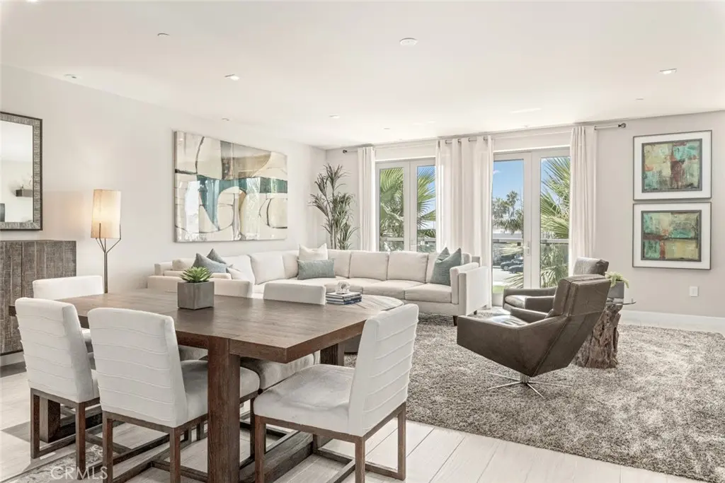 Townhouse for rent at 2280 Newport Boulevard 203, Newport Beach, CA featuring 3 beds and 3 baths