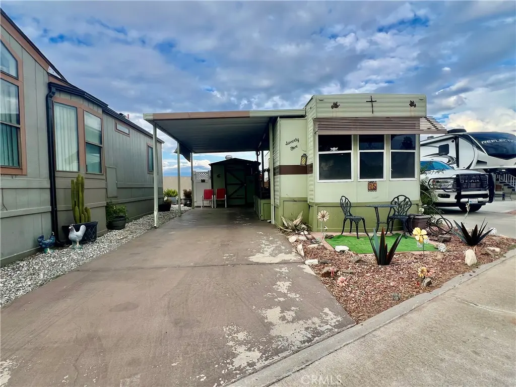 Manufactured On Land for sale at 1295 S Cawston 75, Hemet, CA featuring 1 bed and 1 bath