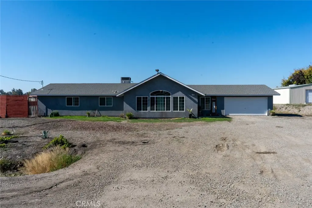 Single Family Residence for sale at 17225 Custer, Dos Palos, CA featuring 3 beds and 2 baths