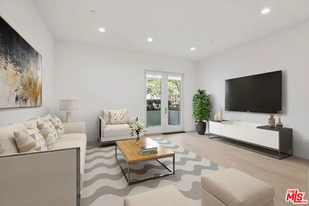 Condominium for sale at 1746 Garfield Place 101, Los Angeles, CA featuring 2 beds and 3 baths