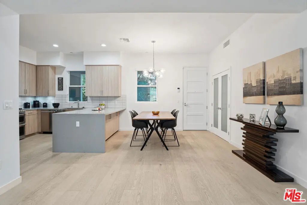 Condominium for sale at 1746 Garfield Place 202, Los Angeles, CA featuring 2 beds and 3 baths