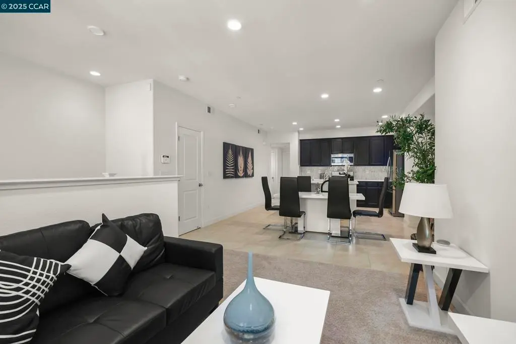 Condominium for sale at 38976 Primula Ter, Newark, CA featuring 3 beds and 2 baths