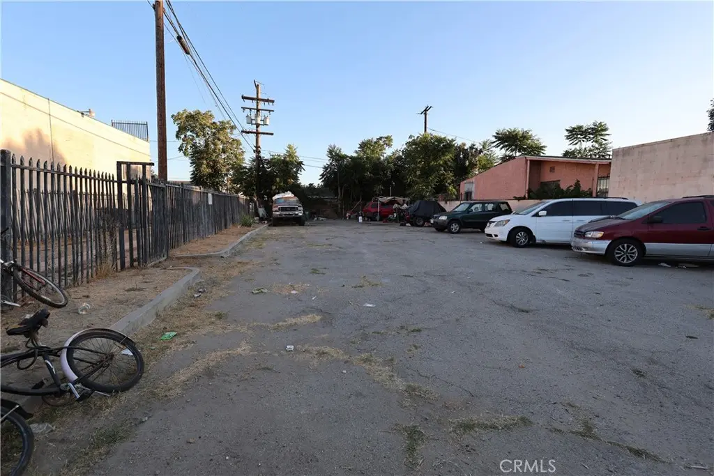 810 W 133rd, Compton, CA — listing photo 1