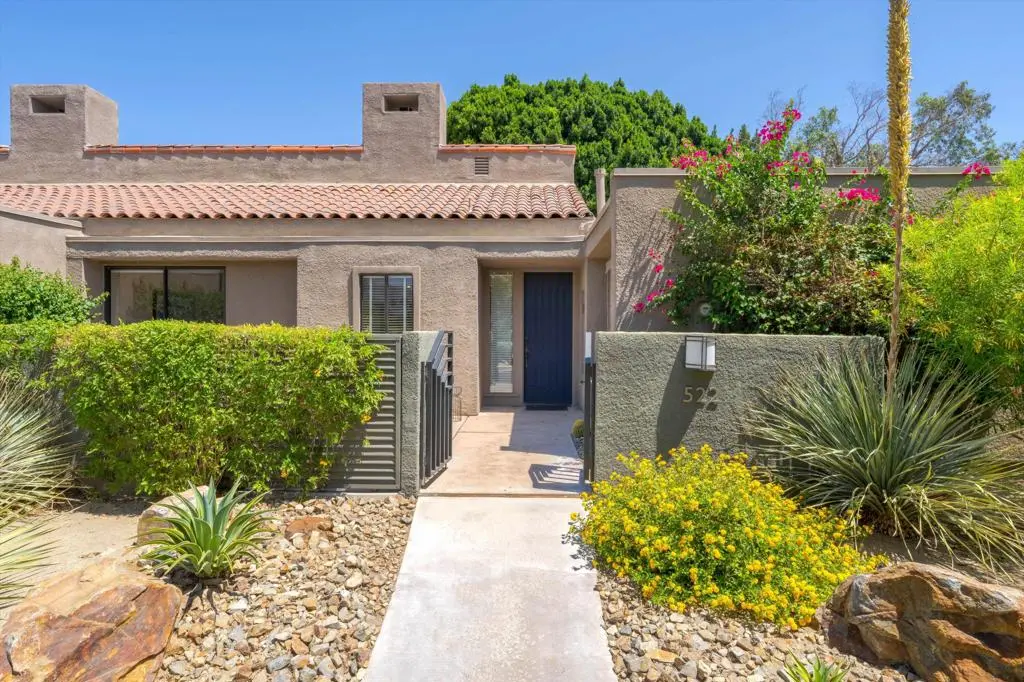 Condominium for rent at 522 Desert West Drive, Rancho Mirage, CA featuring 2 beds and 2 baths