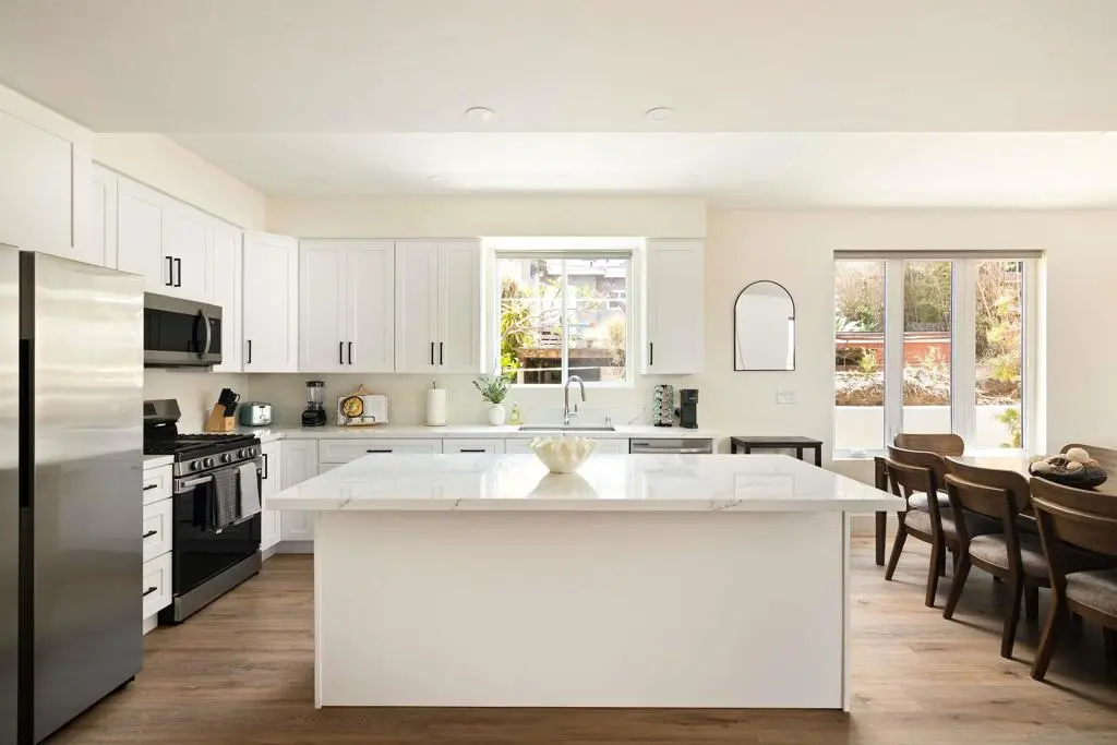 Single Family Residence for rent at 4616 CAPE MAY AVE, San Diego, CA featuring 3 beds and 4 baths