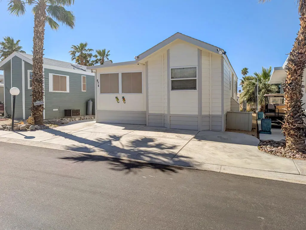 Manufactured In Park for sale at 70200 Dillon Road 674, Desert Hot Springs, CA featuring 1 bed and 1 bath