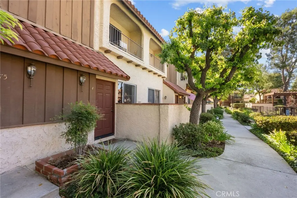 19545 Sherman Way 74, Reseda, CA — listing photo 1