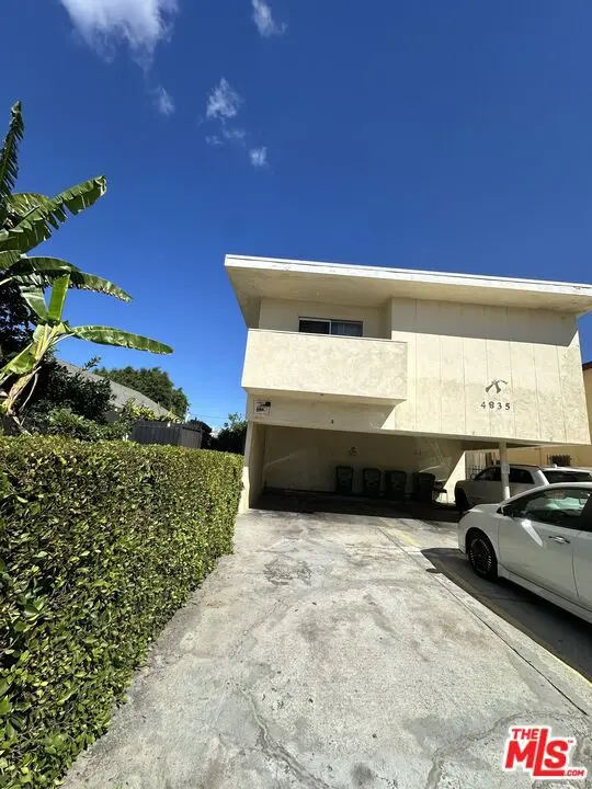 Residential Income for sale at 4835 Pickford Street, Los Angeles, CA featuring 12 beds and 9 baths