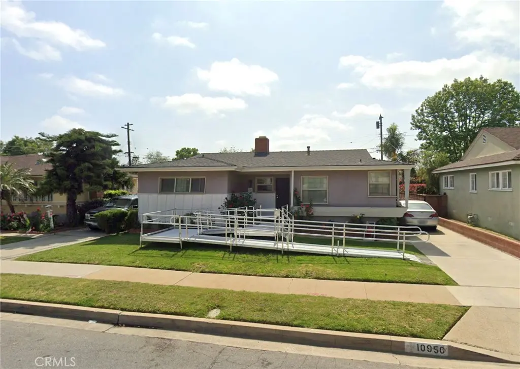 10950 Penney, Inglewood, CA — listing photo 1