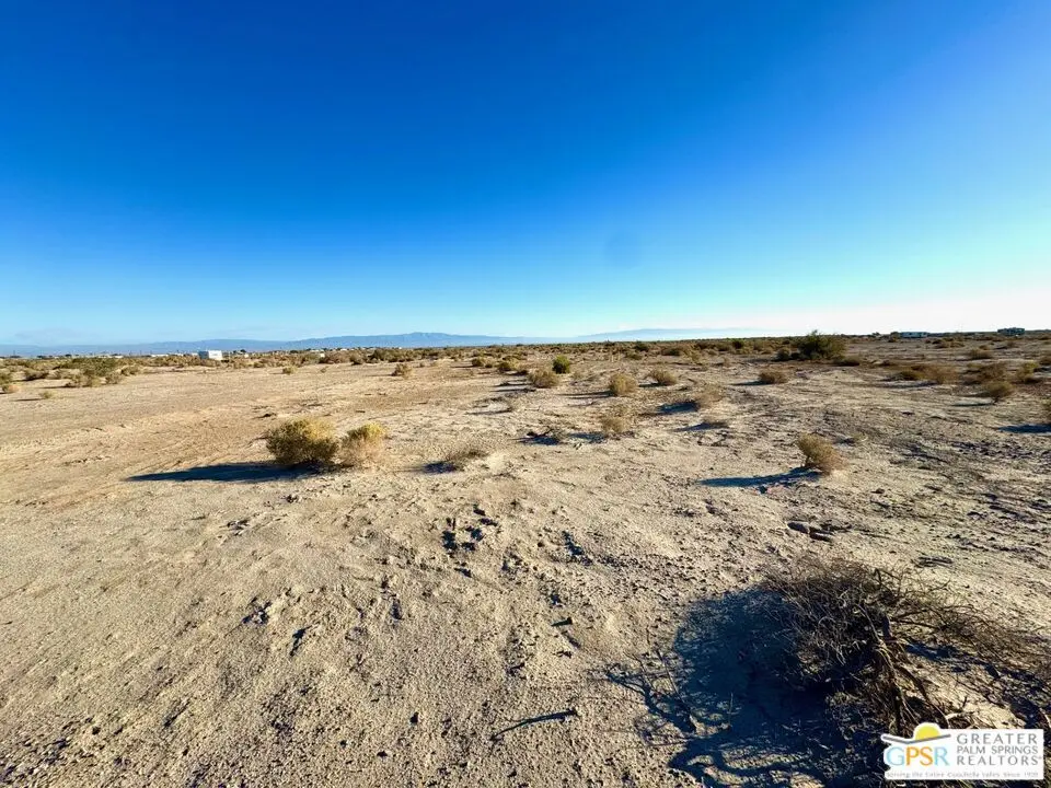 2230 Palm Manor Avenue, Thermal, CA — listing photo 1
