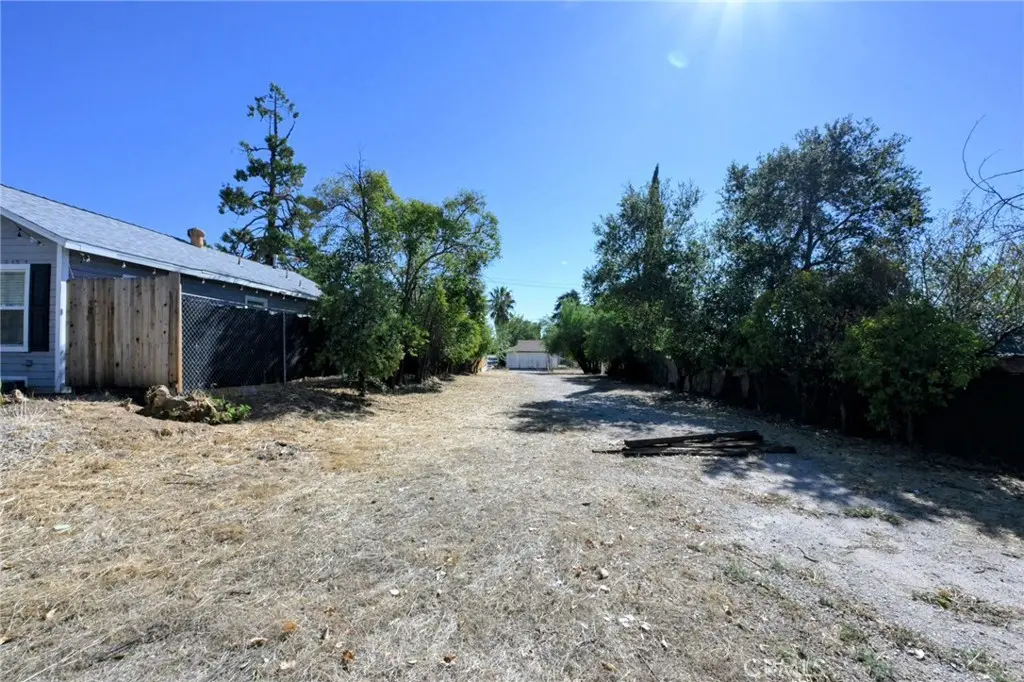 35225 Acacia Avenue, Yucaipa, CA — listing photo 1
