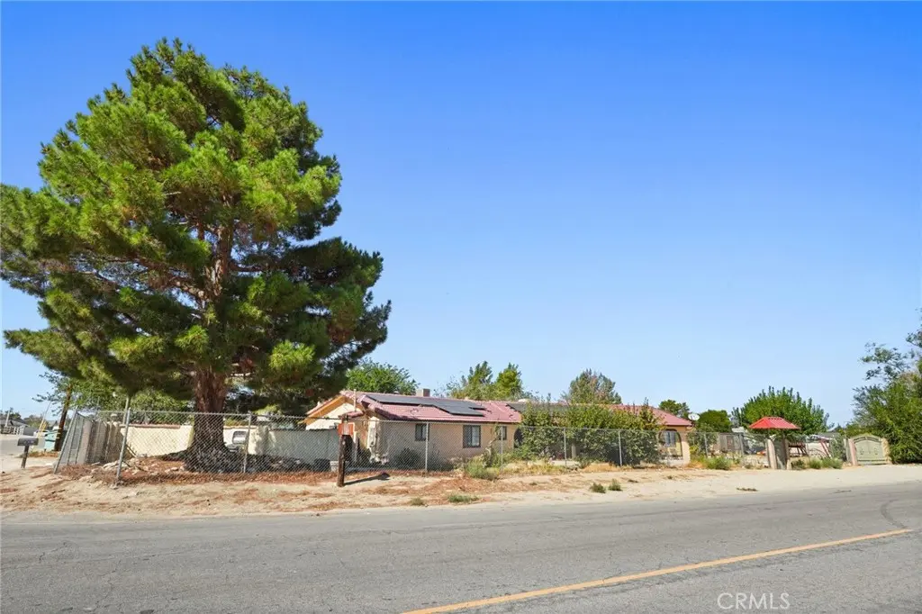 9555 E Avenue T14, Littlerock, CA — listing photo 1