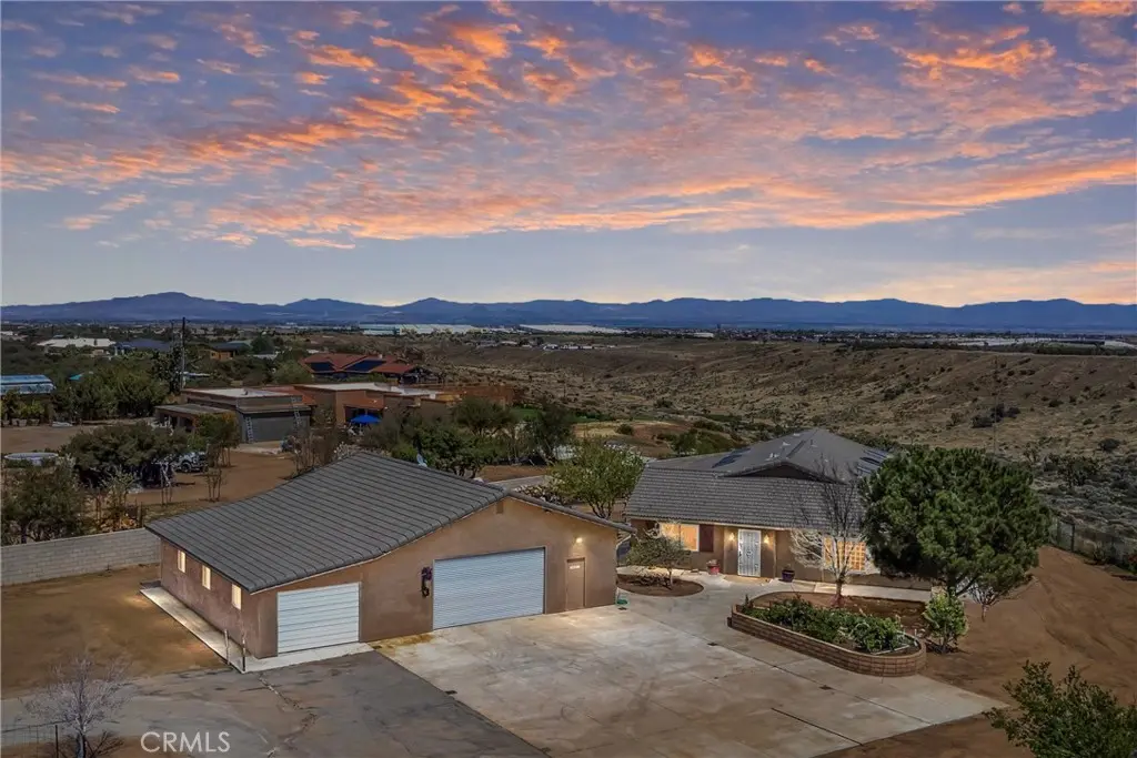 7045 Oak Hill Road, Oak Hills, CA — listing photo 1