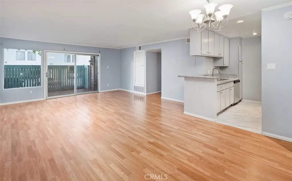 5700 Etiwanda Avenue 154, Tarzana, CA — listing photo 1