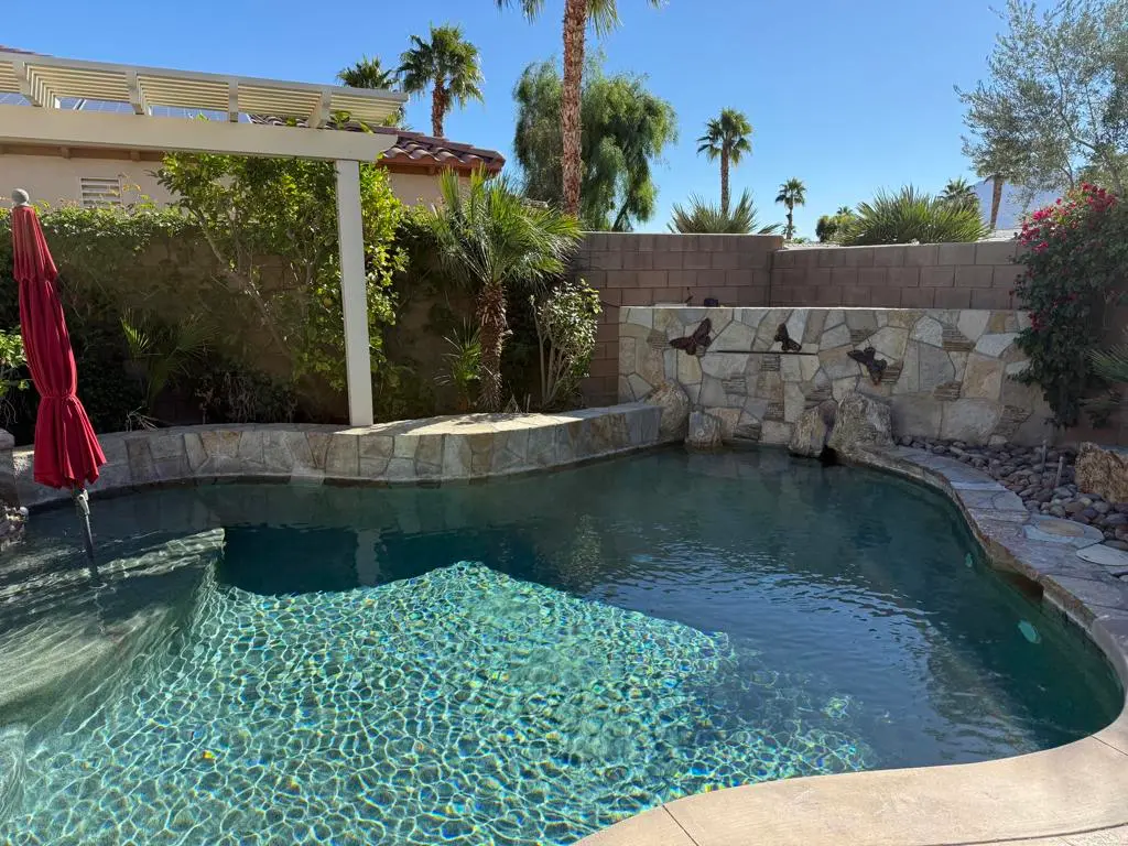 Residential Lease for rent at 81220 Victoria Lane, La Quinta, Riverside County, CA featuring 3 beds and 3 baths