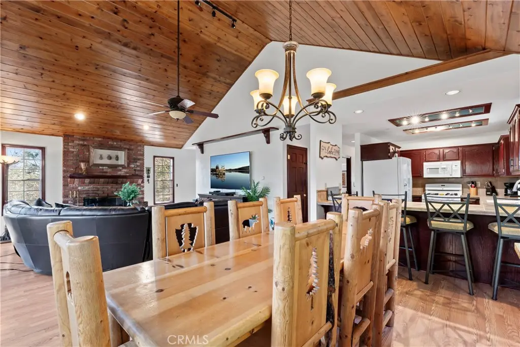 221 Grizzly Road, Lake Arrowhead, CA — listing photo 1