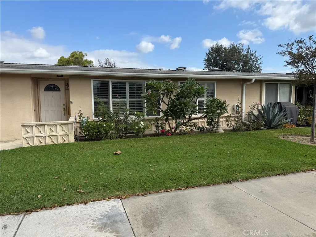 1441 Homewood Rd. M5-96D, Seal Beach, CA — listing photo 1