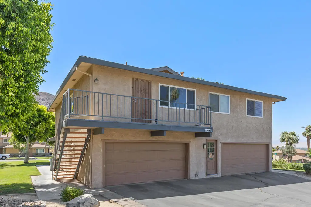 Residential Lease for rent at 72629 Edgehill Drive 4, Palm Desert, Riverside County, CA featuring 2 beds and 1 bath