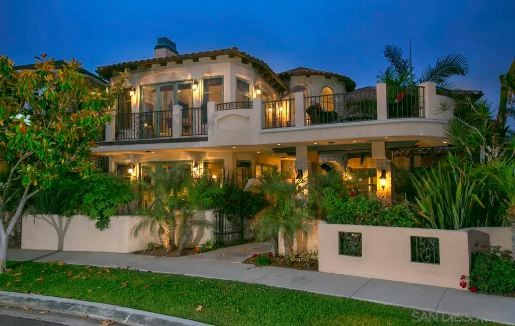 Single Family Residence for rent at 1150 Pine St, Coronado, CA featuring 6 beds and 7 baths