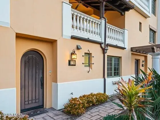 Townhouse for rent at 5109 Wooley Road, Oxnard, CA featuring 3 beds and 4 baths