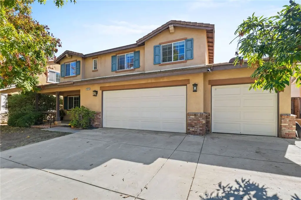 Single Family Residence for sale at 29225 Hydrangea, Murrieta, CA featuring 4 beds and 3 baths