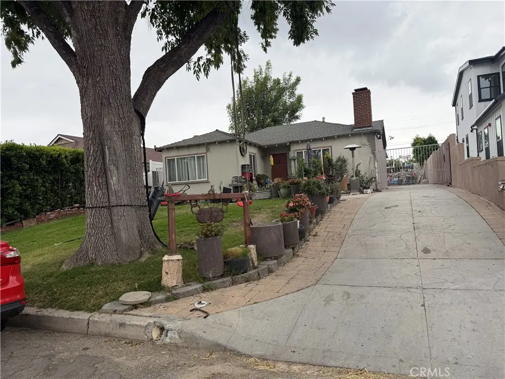 217 Thompson, Glendale, CA — listing photo 1