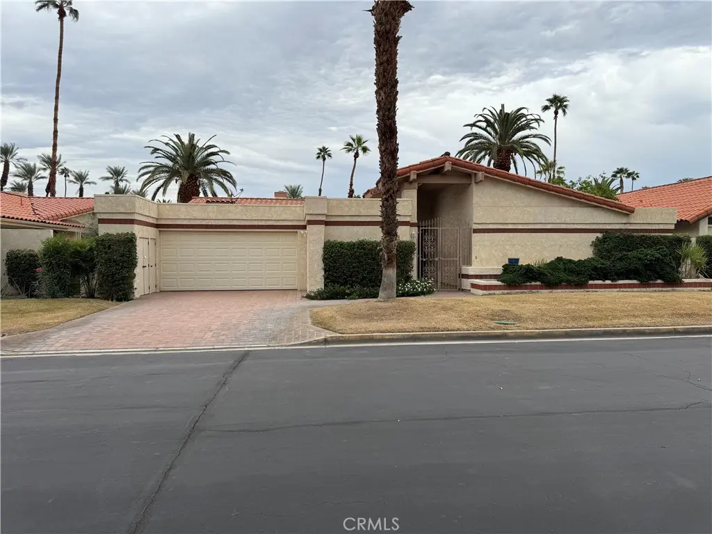 Single Family Residence for sale at 44270 Tahoe Circle, Indian Wells, CA featuring 3 beds and 3 baths