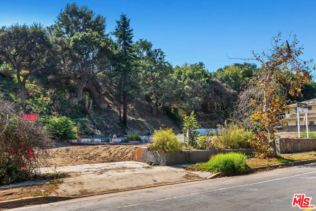 941 Bienveneda Avenue, Pacific Palisades, CA — listing photo 1