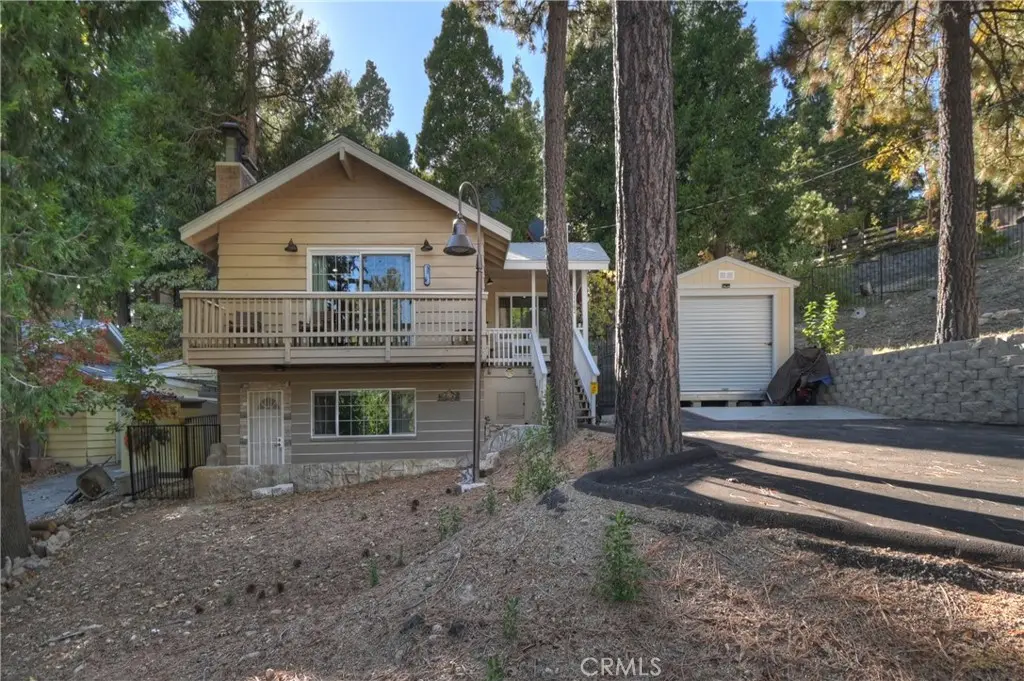 31162 All View, Running Springs, CA — listing photo 1