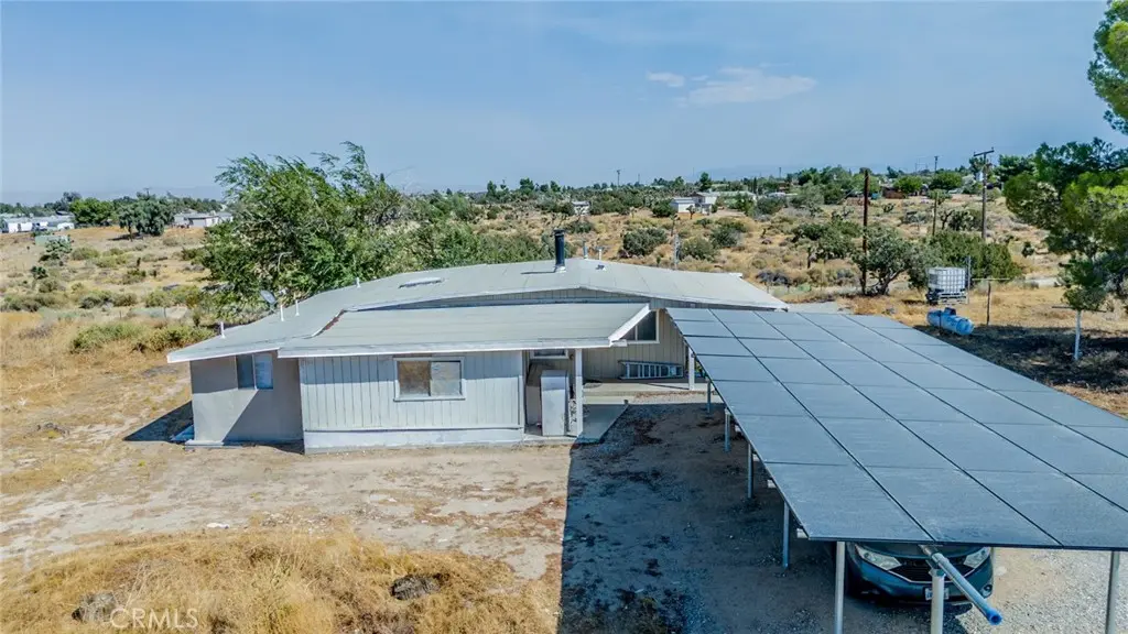 10601 Anderson Ranch Rd, Phelan, CA — listing photo 1