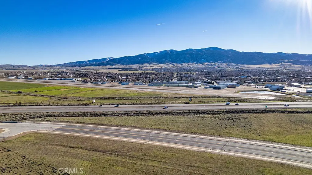 8 Challenger, Tehachapi, CA — listing photo 1