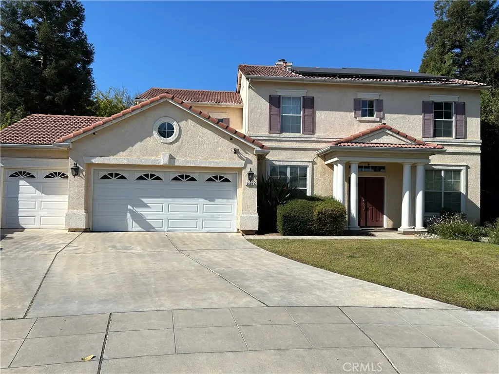 2602 E Deyoung, Fresno, CA — listing photo 1