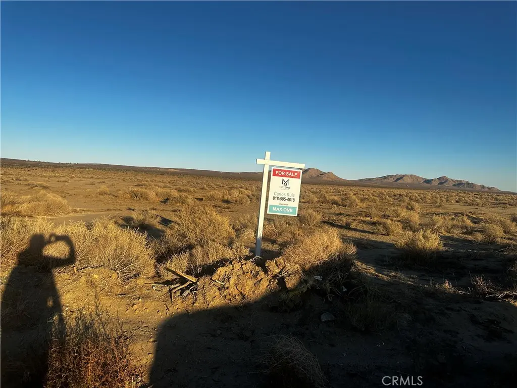 140 E Ave I, Lancaster, CA — listing photo 1