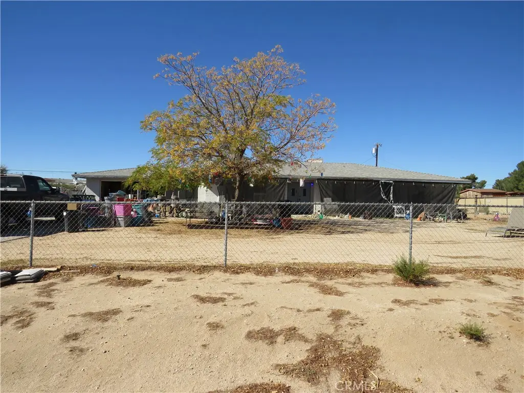 15128 Mendota, Apple Valley, CA — listing photo 1