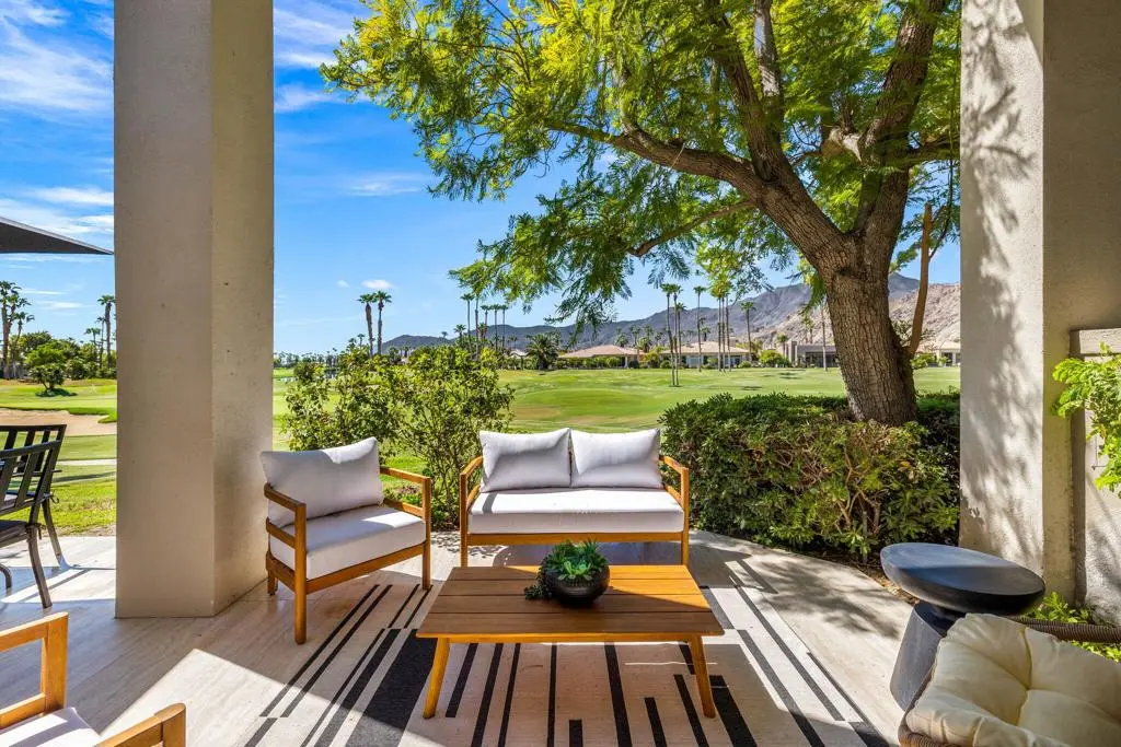 Residential Lease for rent at 54109 Oak Hill, La Quinta, Riverside County, CA featuring 3 beds and 3 baths