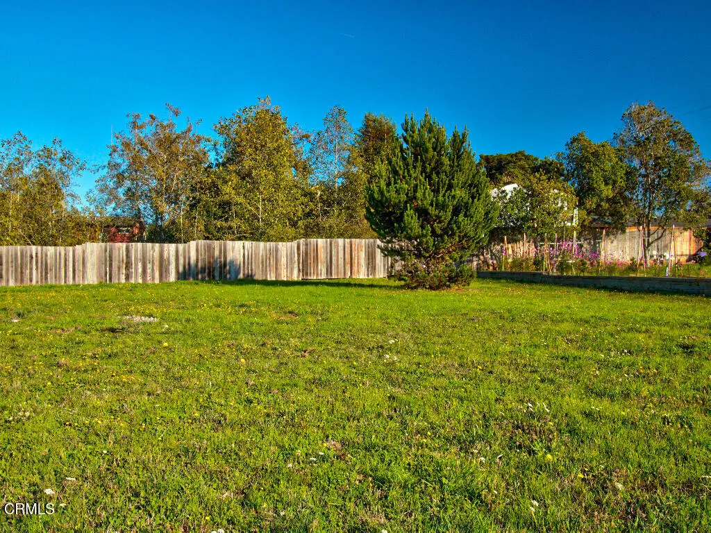 102 N Dana Street, Fort Bragg, CA — listing photo 1